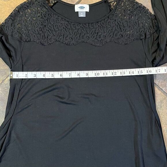 Old Navy Tulip Hem Slide Slits Lace Top Medium - Picture 9 of 13
